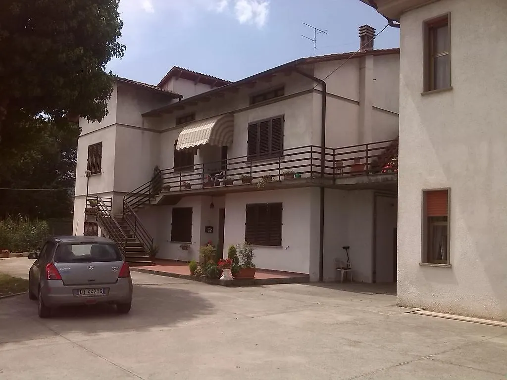 A Casa Di Lavinia Apartment Quarrata Homestay